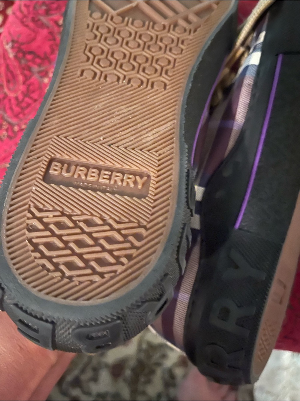 Burberry Plaid Low-Top Sneakers with Black Insole and Tan Accents - Picture 8 of 8